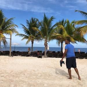 Meet your Posher, Frank